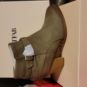 Size 12 women bootie